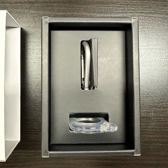 Tech21 Evo Clear Case For AirTag (Two Pack) - Picture 13 of 16